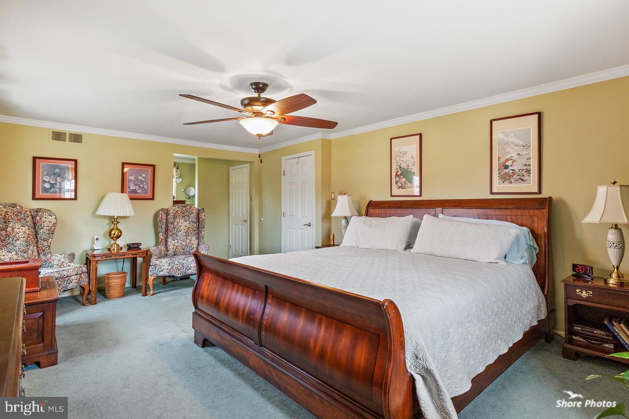 22 Stonebridge Road Cherry Hill, NJ 08003 - Photo 26 of 43 Main bedroom