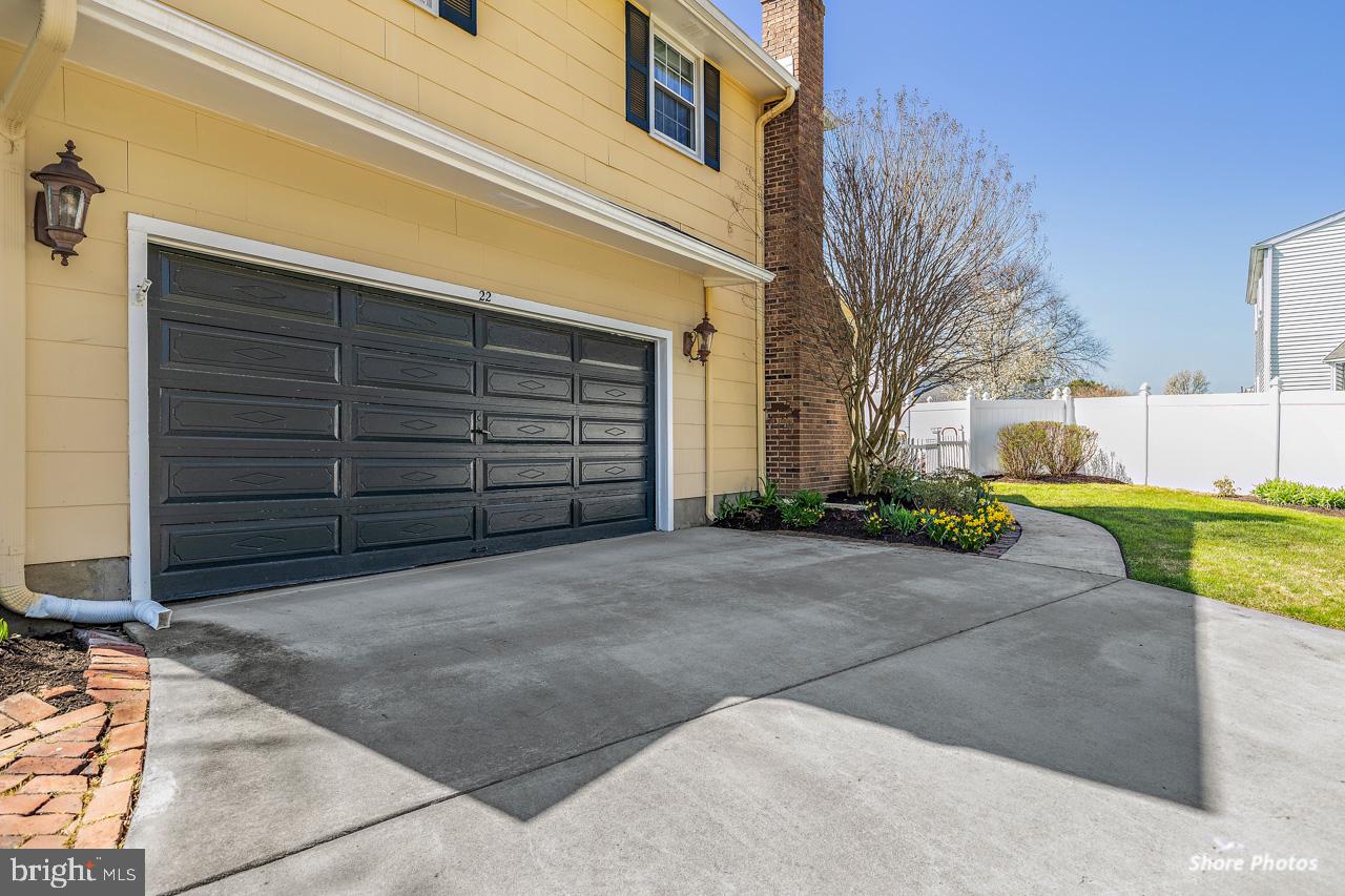 22 Stonebridge Road Cherry Hill, NJ 08003 - Photo 36 of 43 2 car garage