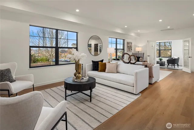 $1,649,880 | 2801 20th Avenue South, Seattle, WA 98144