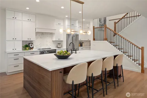 $1,649,880 | 2801 20th Avenue South, Seattle, WA 98144