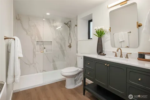 $1,649,880 | 2801 20th Avenue South, Seattle, WA 98144