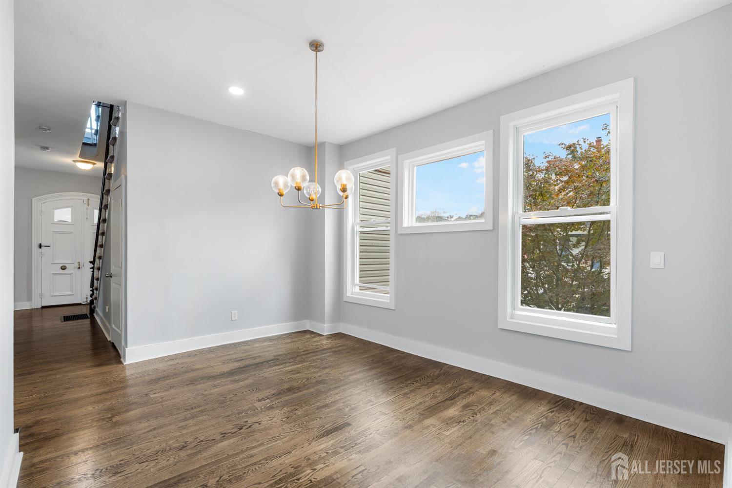 66 Leigh Street Clinton, NJ 08809 - Photo 11 of 38