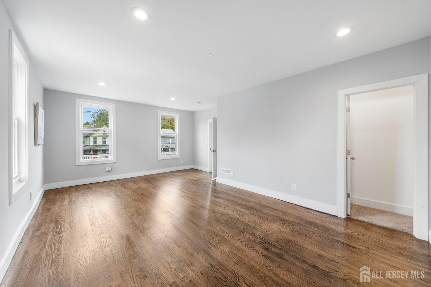 66 Leigh Street Clinton, NJ 08809 - Photo 16 of 38