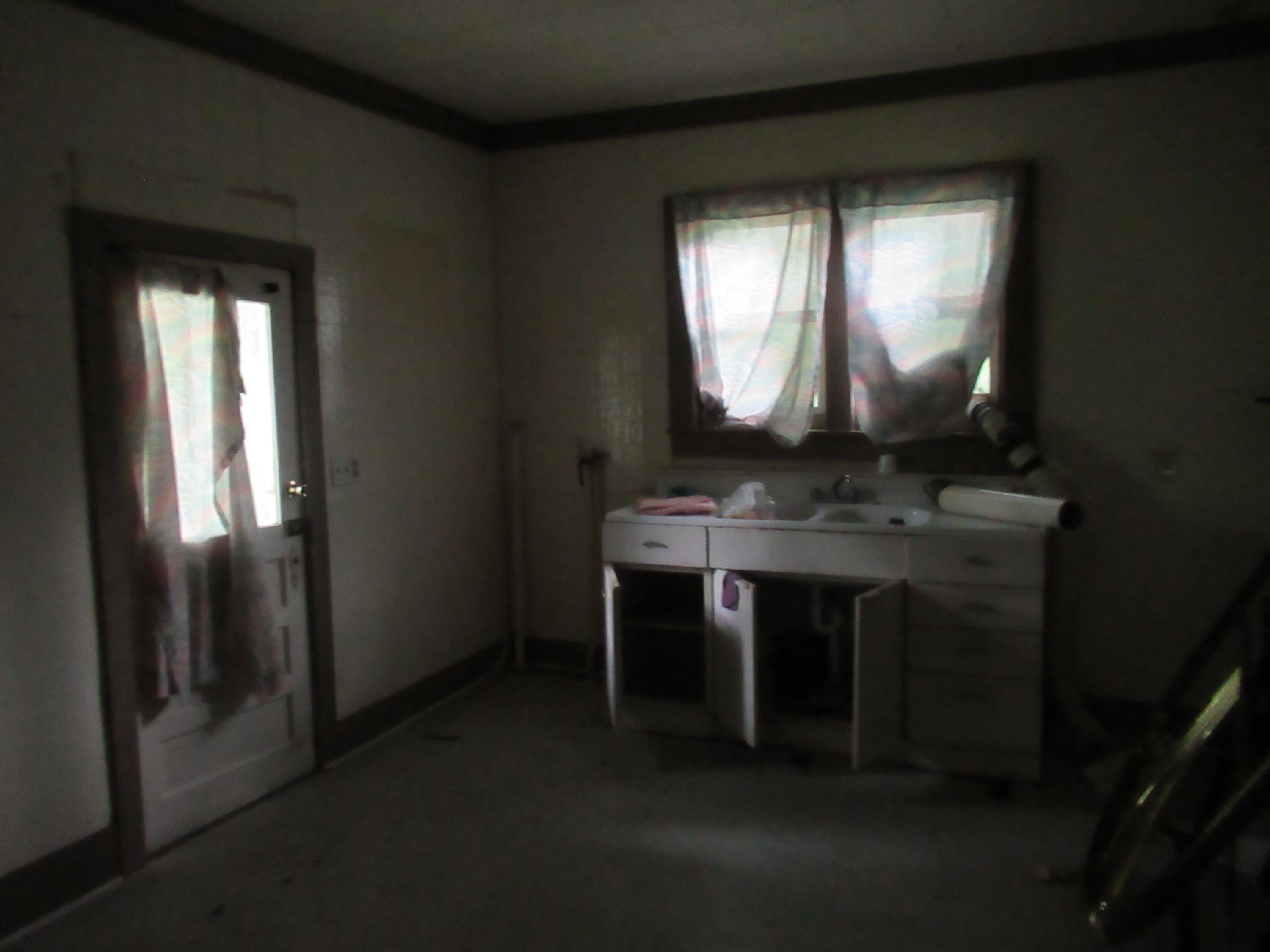 2803 Sweeneysburg Road Beckley, WV 25801 - Photo 14 of 18 Gallery Image 14