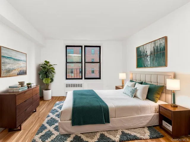 $139,000 | 2165 Matthews Avenue, Unit 4A | Pelham Parkway