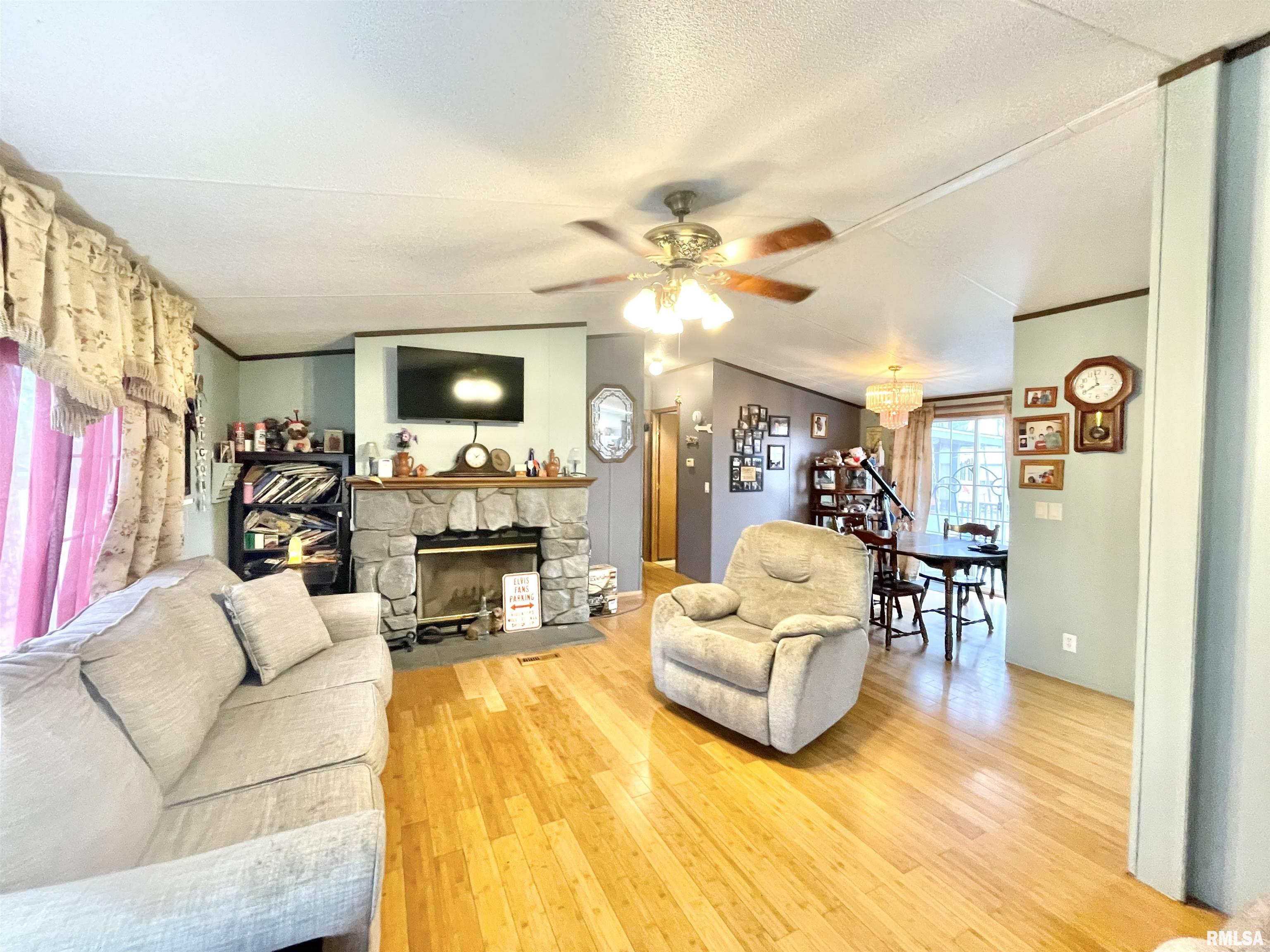 215 Scout Cabin Road Carterville, IL 62918 - Photo 5 of 24