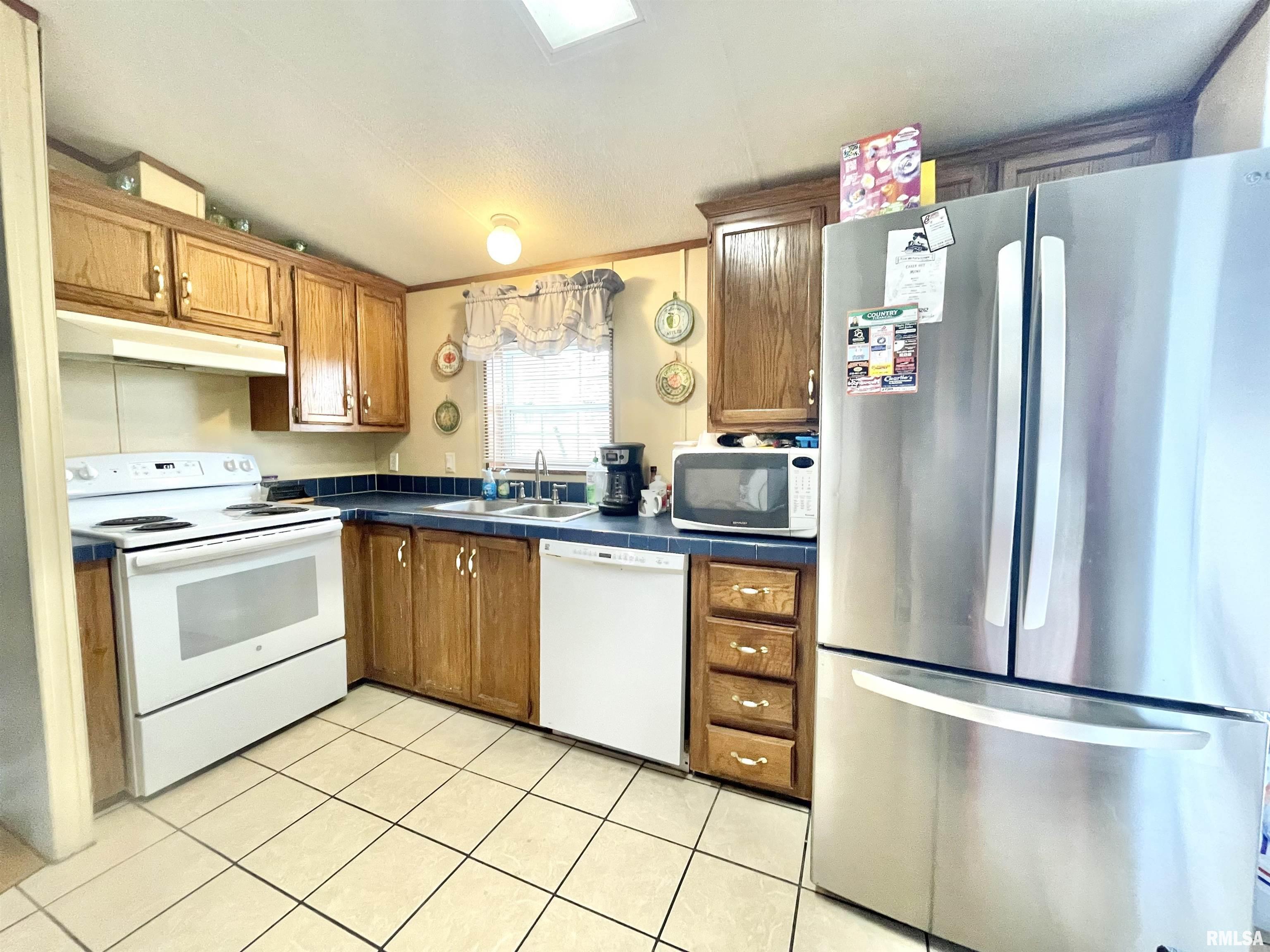 215 Scout Cabin Road Carterville, IL 62918 - Photo 7 of 24