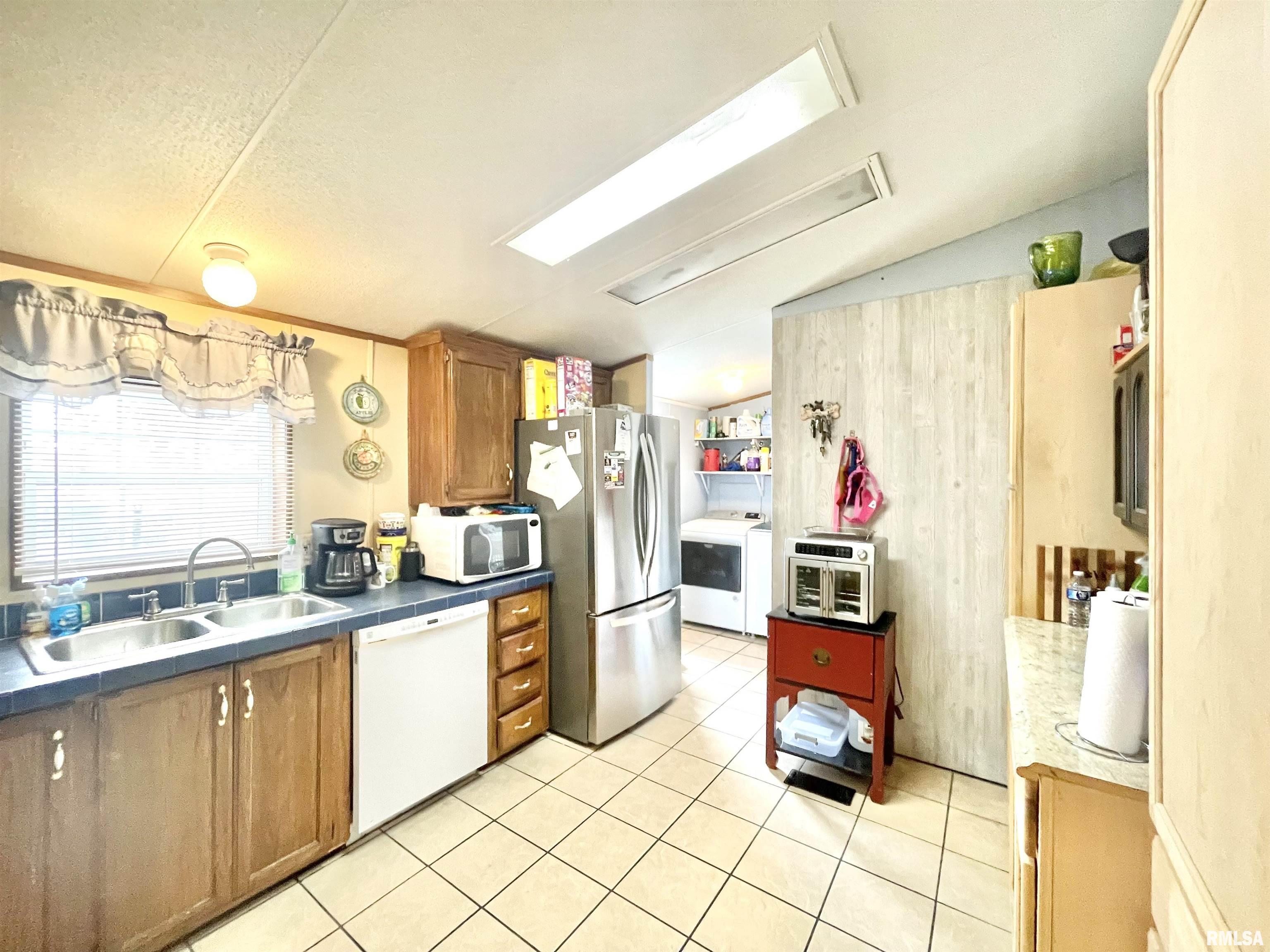 215 Scout Cabin Road Carterville, IL 62918 - Photo 8 of 24