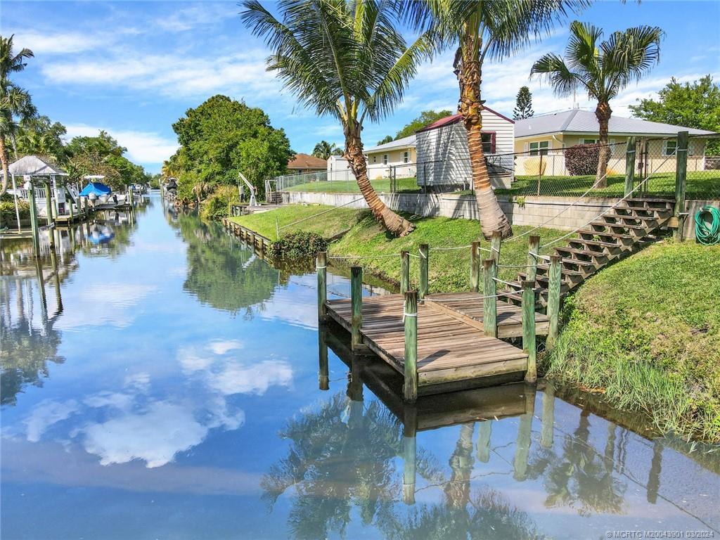 310 Southwest Harbor Street Stuart, FL 34997 - Photo 17 of 19 Gallery Image 17