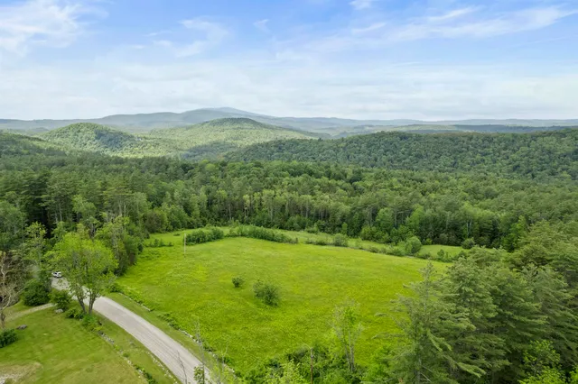$675,000 | 0 Under The Mountain Road, South Londonderry, VT 05155