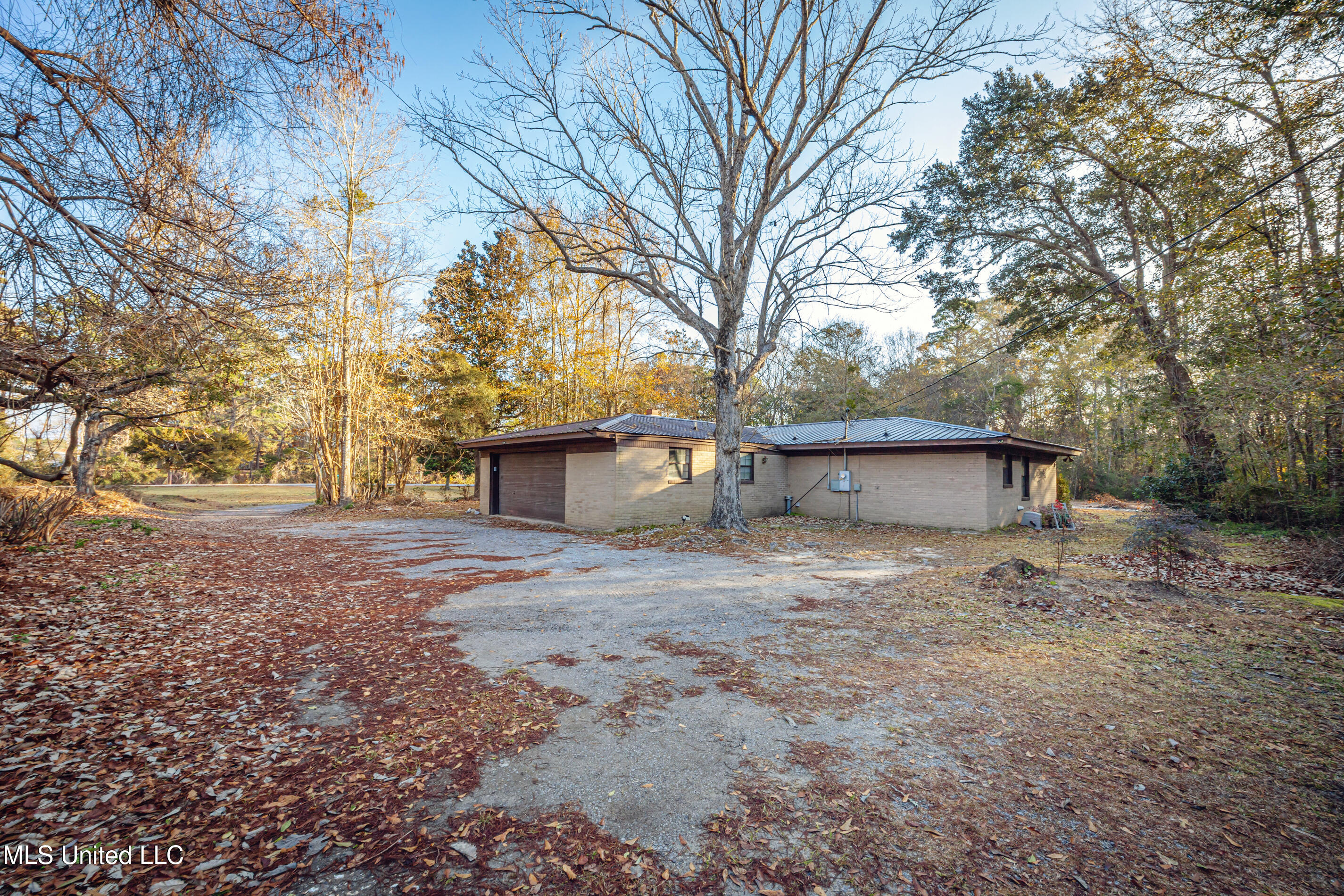 3040 Pabst Road Ocean Springs, MS 39564 - Photo 54 of 71 IMG_5422