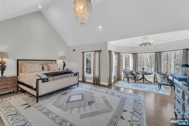 $2,950,000 | 2 Stewart Court, Old Tappan, NJ 07675