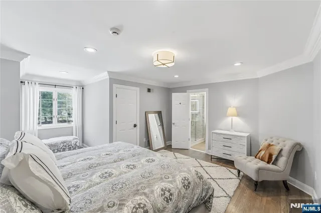 $2,950,000 | 2 Stewart Court, Old Tappan, NJ 07675