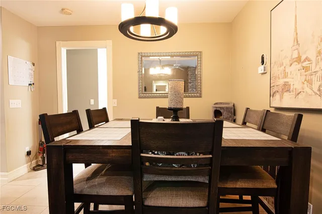 $369,900 | 723 Southeast 9th Avenue, Cape Coral, FL 33990