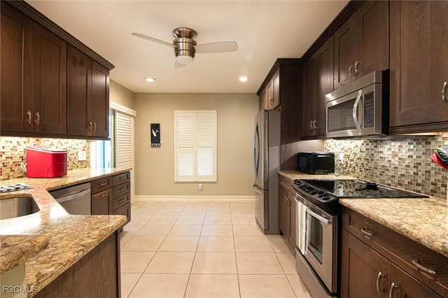 $369,900 | 723 Southeast 9th Avenue, Cape Coral, FL 33990