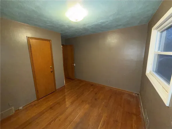 $453,900 | 6717 West 65th Terrace, Mission, KS 66202