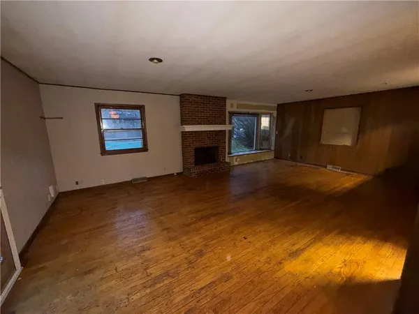$453,900 | 6717 West 65th Terrace, Mission, KS 66202