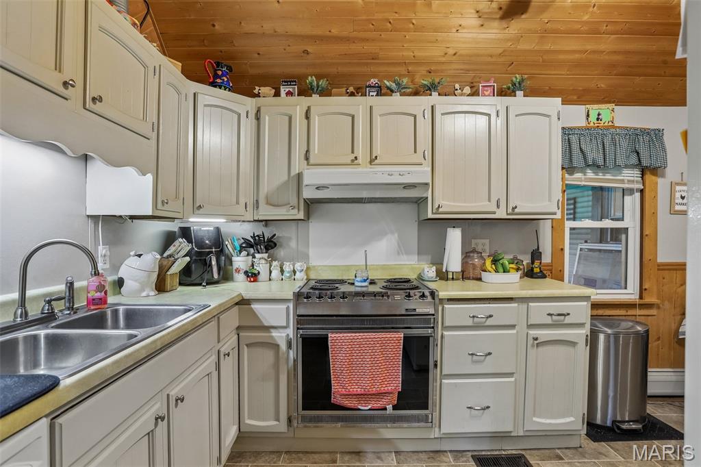 515 East 3rd N Street Mount Olive, IL 62069 - Photo 16 of 39
