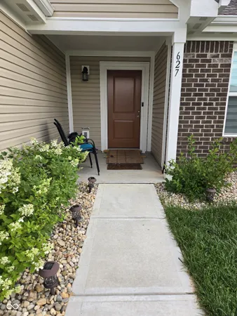 $299,900 | 627 Derek Lane, Trafalgar, IN 46181