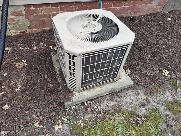 a side view of a house