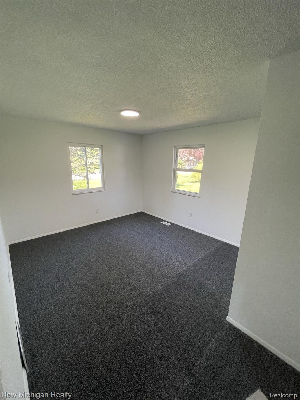 4074 North Center Road Flint, MI 48506 - Photo 20 of 30 Gallery Image 20