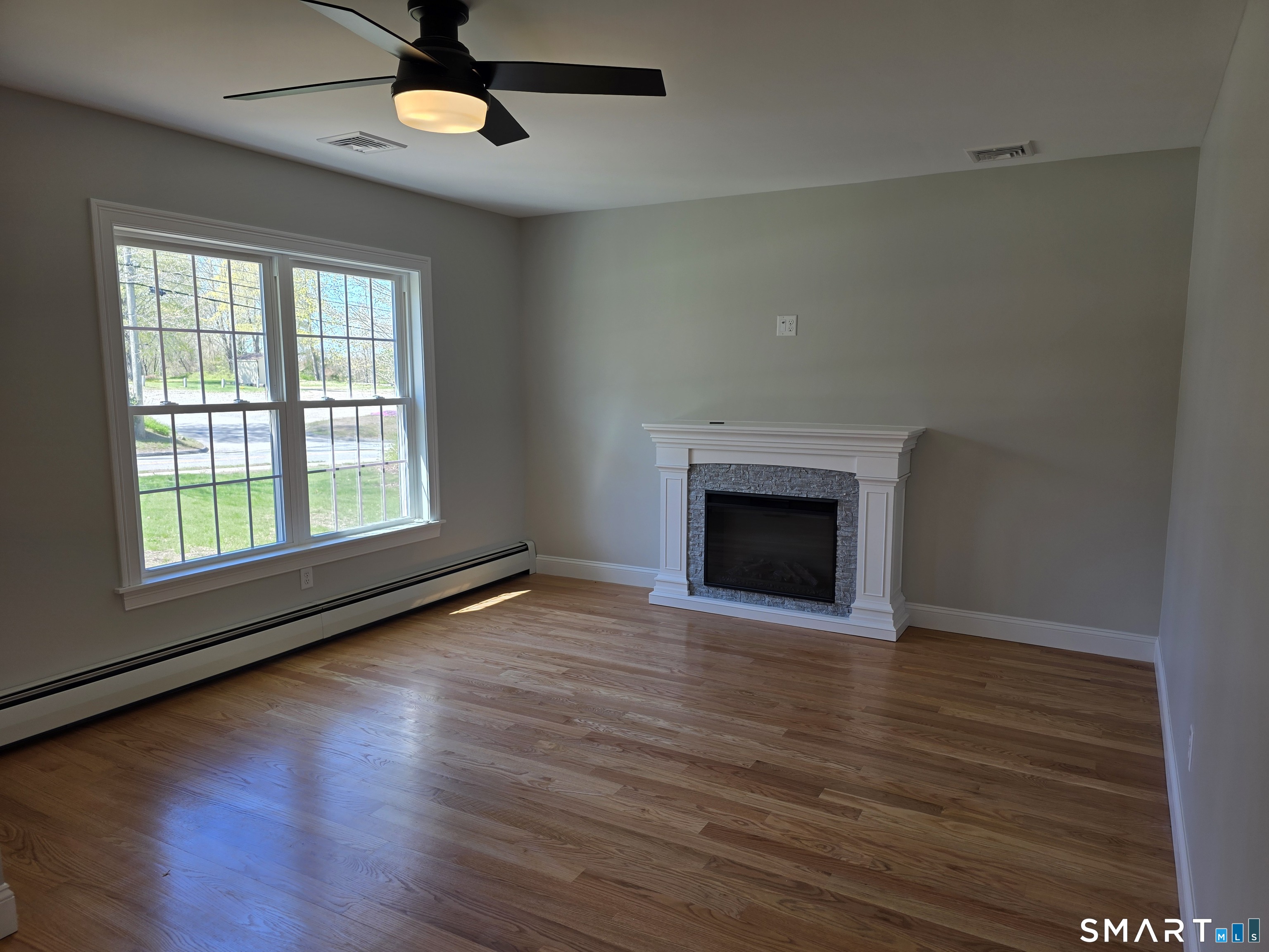 61 Main Street Voluntown, CT 06384 - Photo 9 of 38