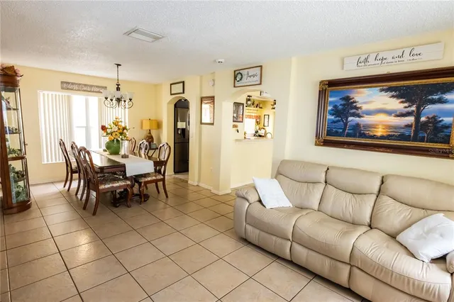 $410,000 | 716 Burlwood Street, Brandon, FL 33511