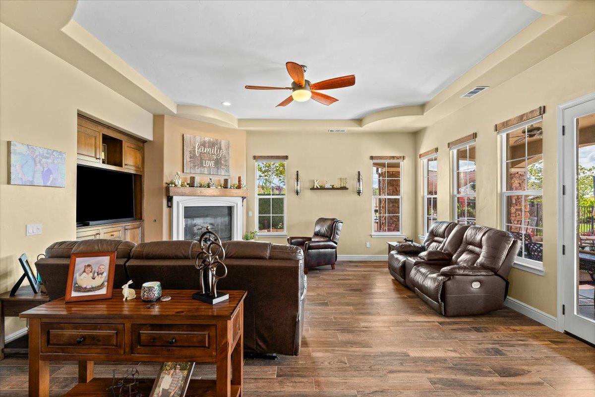 112 Glen View Court Copperopolis, CA 95228 - Photo 12 of 95