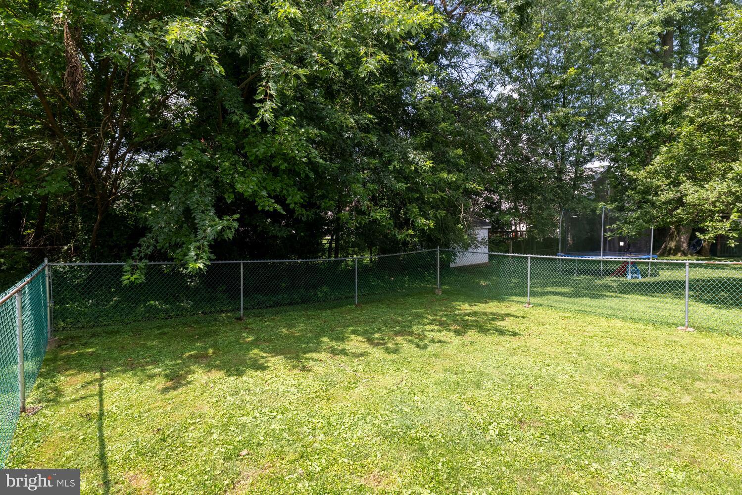 2732 Jenkintown Road Glenside, PA 19038 - Photo 21 of 22 Fenced in Yard
