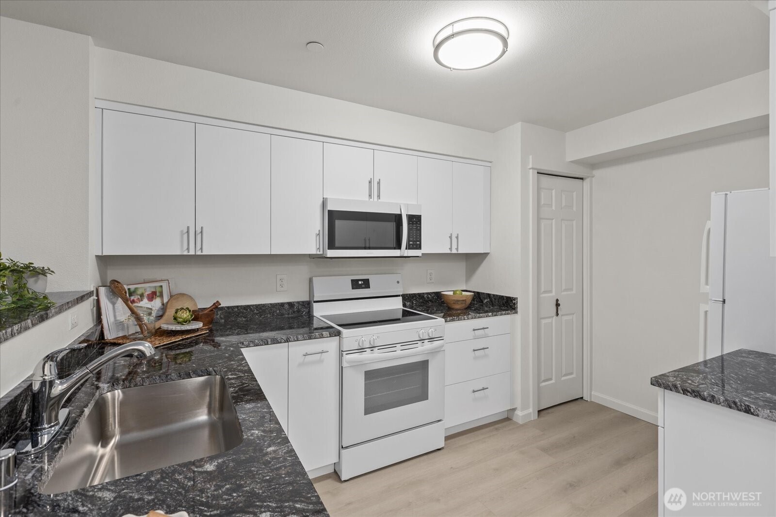2009 196th Street Southeast, Unit E303 Bothell, WA 98012 - Photo 11 of 30