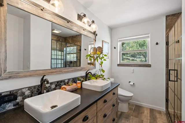 a view of a interior of the house