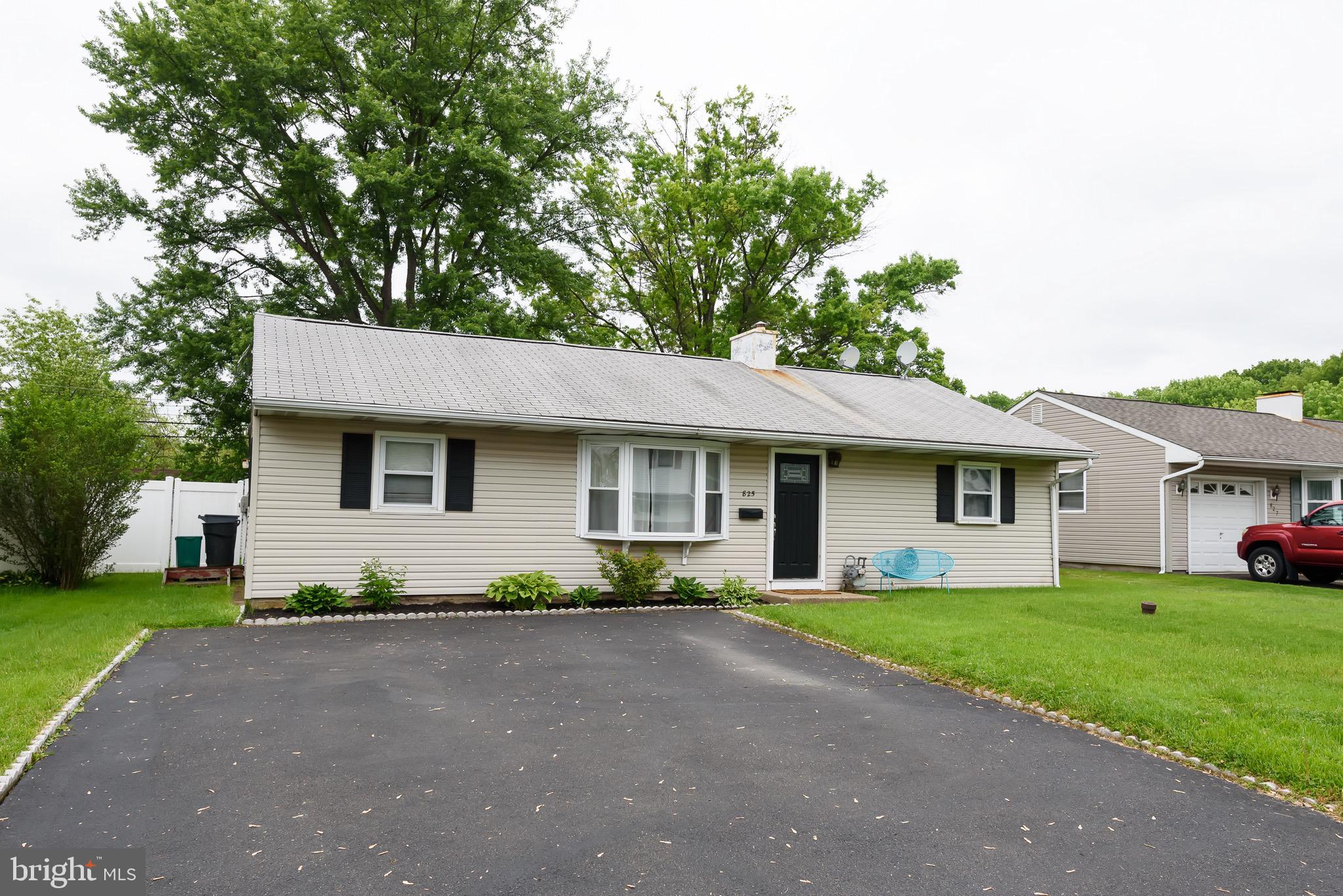 825 Chatham Road Fairless Hills, PA 19030 - Photo 2 of 20 Gallery Image 2