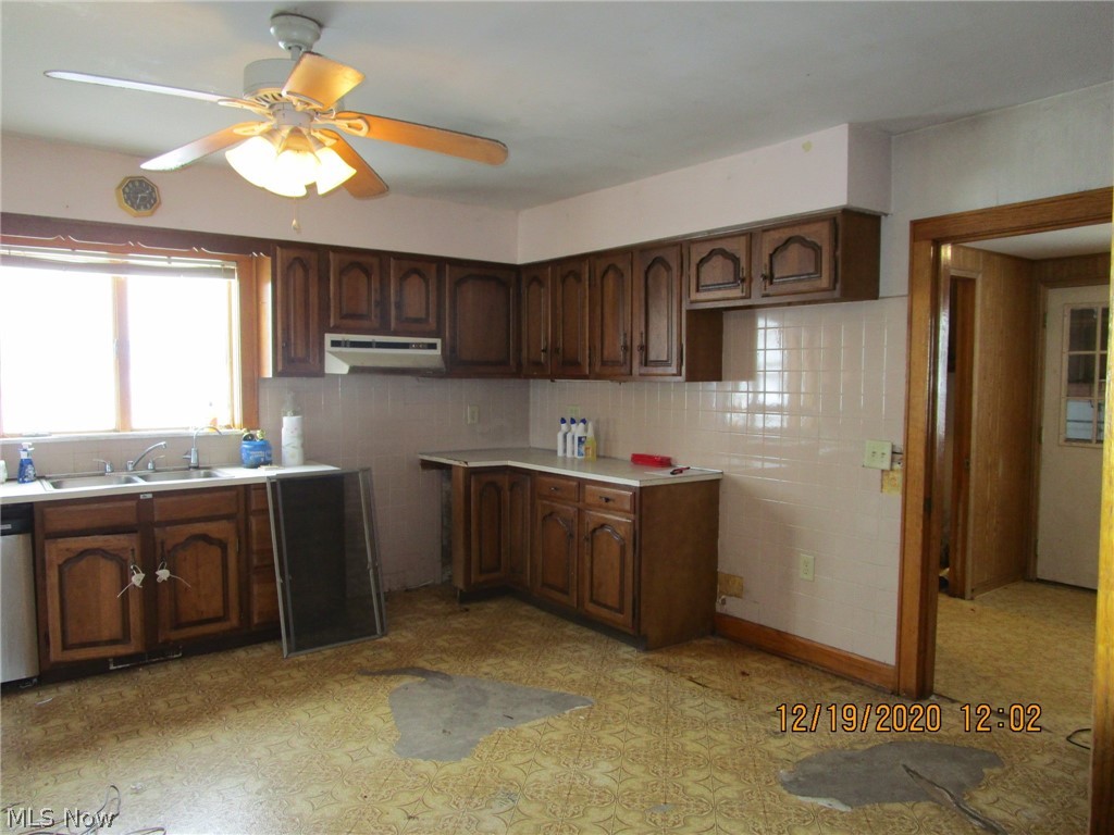 2556 Highway 6 Rome, OH 44085 - Photo 5 of 35