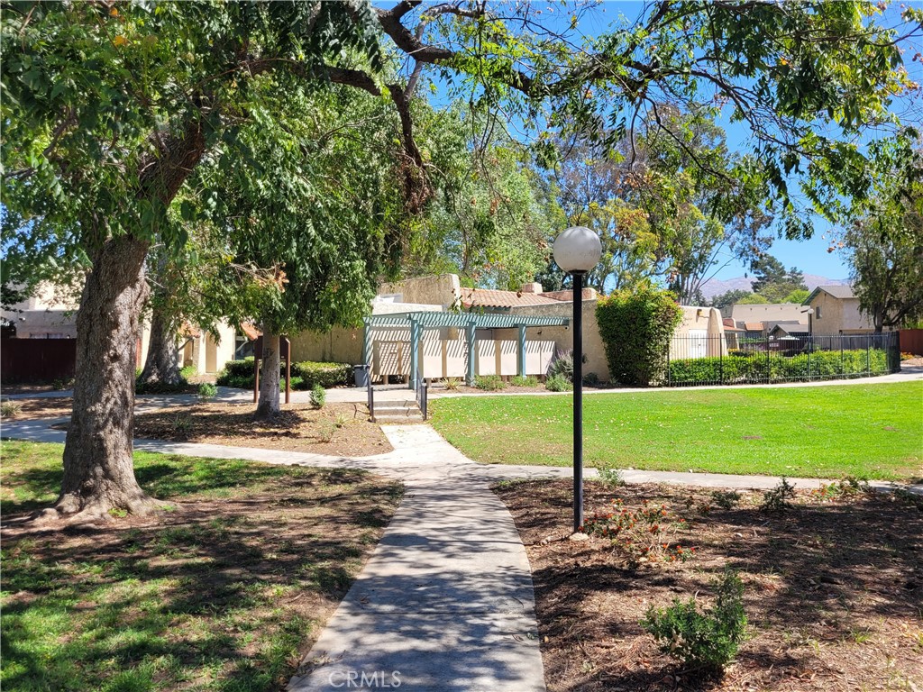 2367 Gonzaga Lane Riverside, CA 92507 - Photo 4 of 12