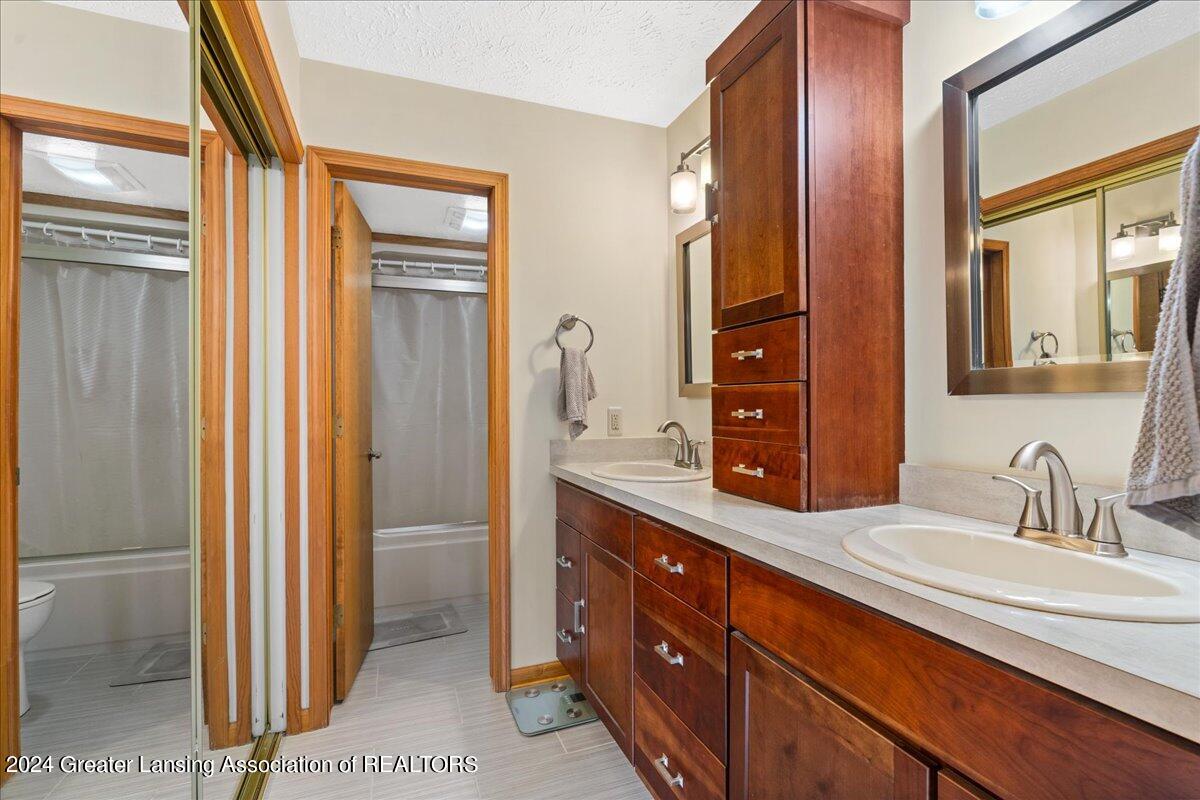 1274 Sebewaing Road Okemos, MI 48864 - Photo 29 of 33 42-Media Jett-29