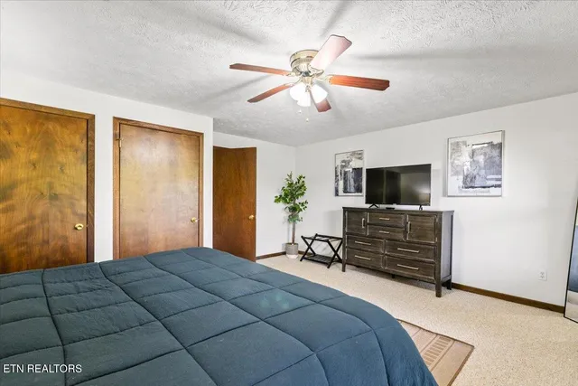 $885,000 | 398 Perry Smith Lane, Caryville, TN 37714