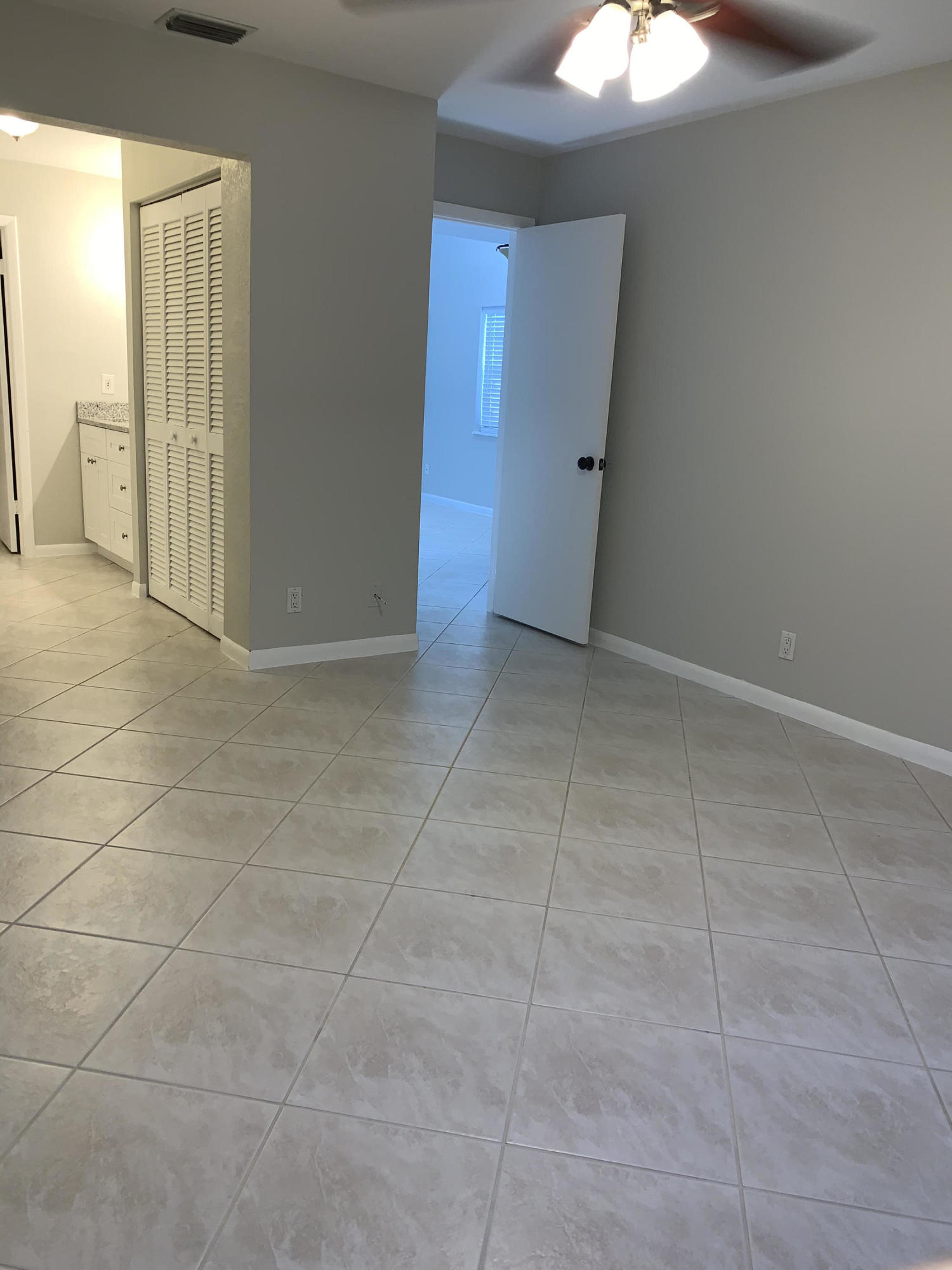 320 Southeast 2nd Avenue, Unit B1 Deerfield Beach, FL 33441 - Photo 8 of 22 a view of an empty room with a bathroom
