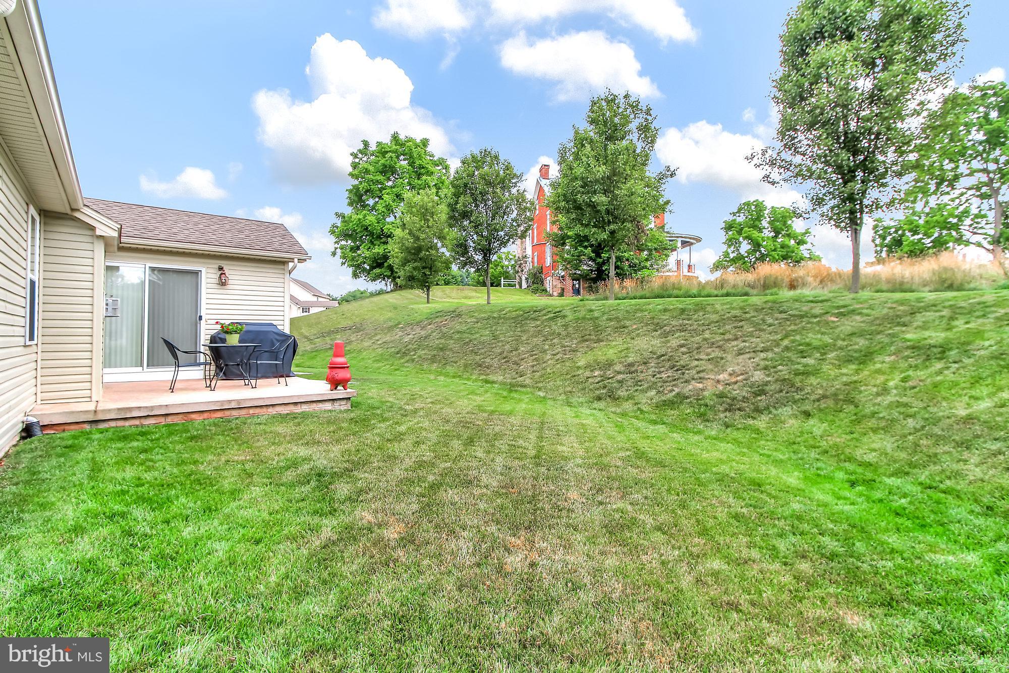 2125 Carriage Run Road York, PA 17408 - Photo 23 of 26 Gallery Image 23