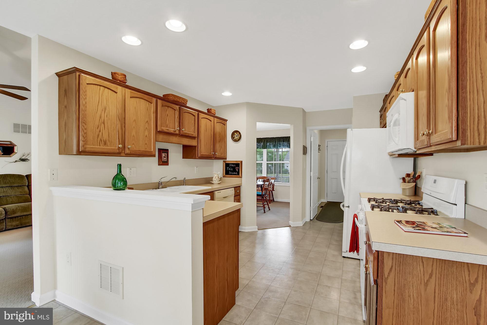 2125 Carriage Run Road York, PA 17408 - Photo 5 of 26 Gallery Image 5