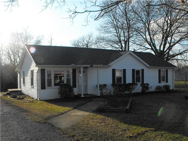4700 Chapel Hill Road Southside, TN 37171 - Photo 2 of 8 FRONT VIEW
