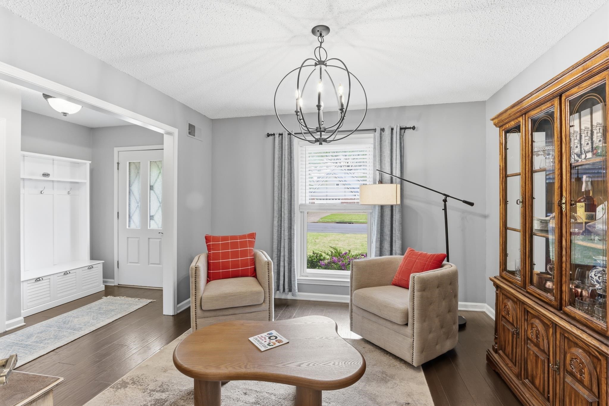 2371 Calkins Road Germantown, TN 38139 - Photo 6 of 37