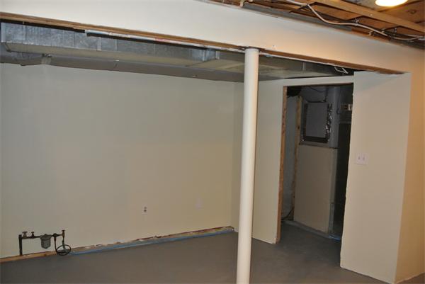 14 Augustine Road Groton, MA 01450 - Photo 29 of 30 a view of closet
