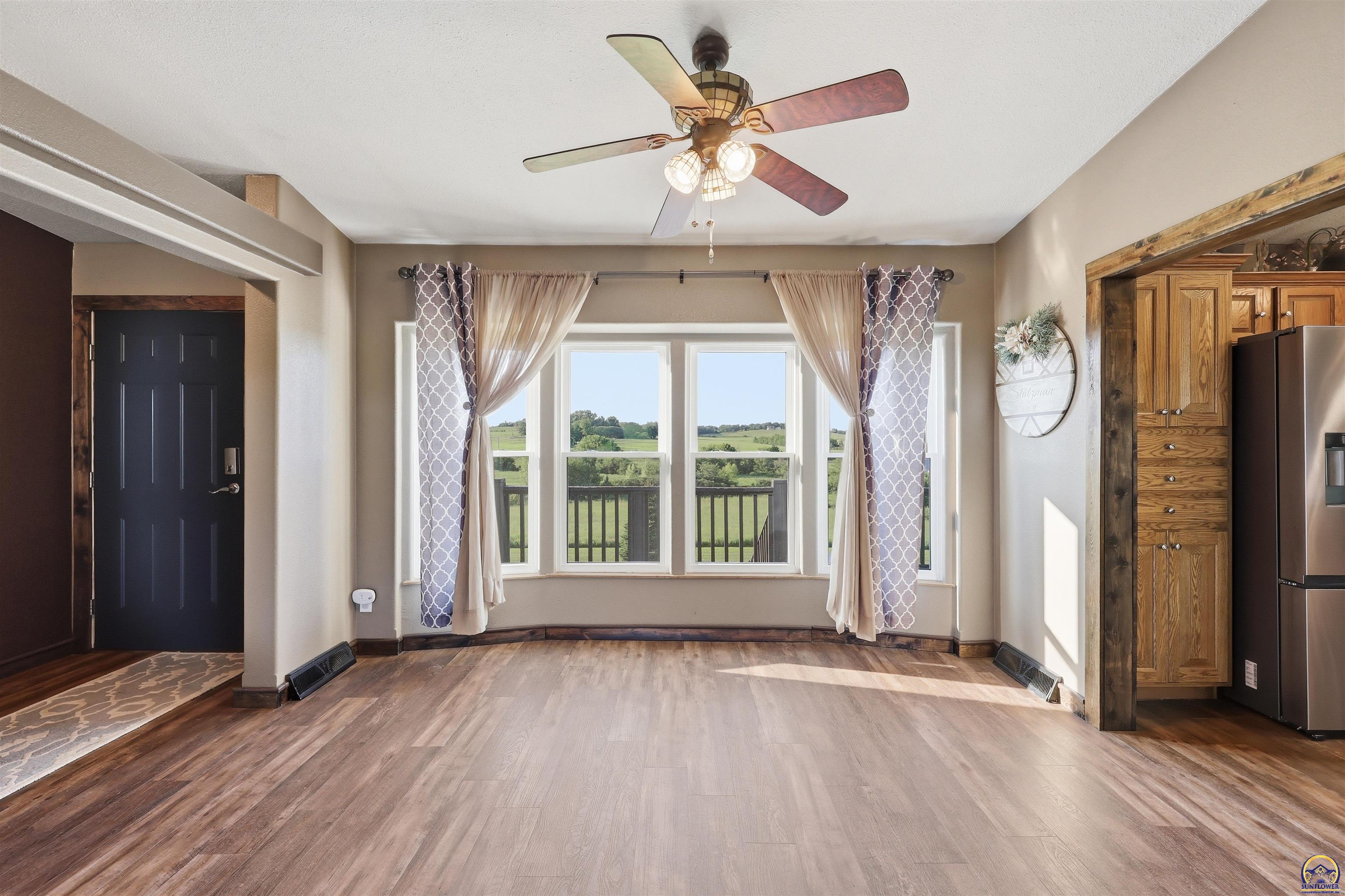 6449 Northwest Humphrey Road Topeka, KS 66618 - Photo 11 of 47