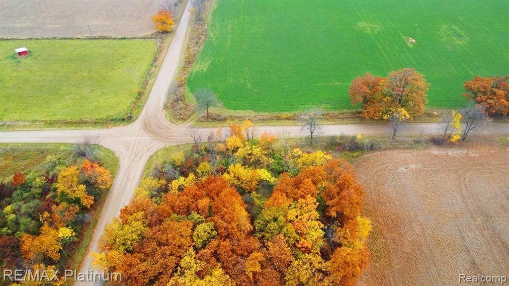 V/l Dean Road Fenton, MI 48430 - Photo 3 of 5