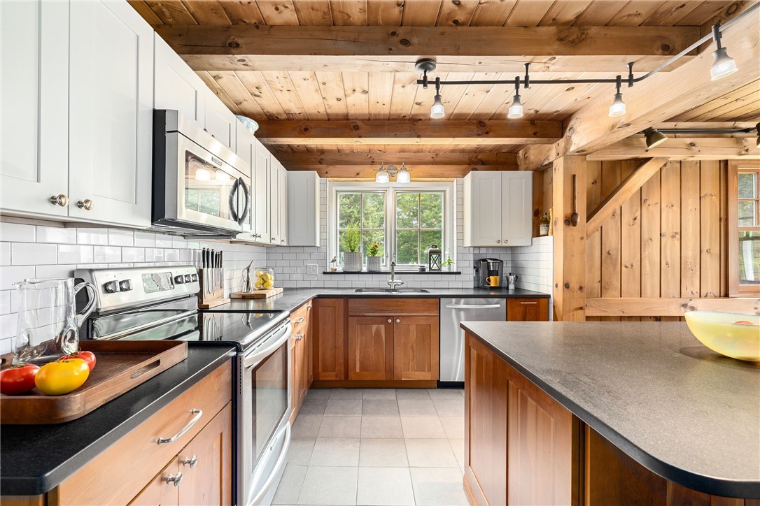 8 Indigo Point Road South Kingstown, RI 02879 - Photo 19 of 50