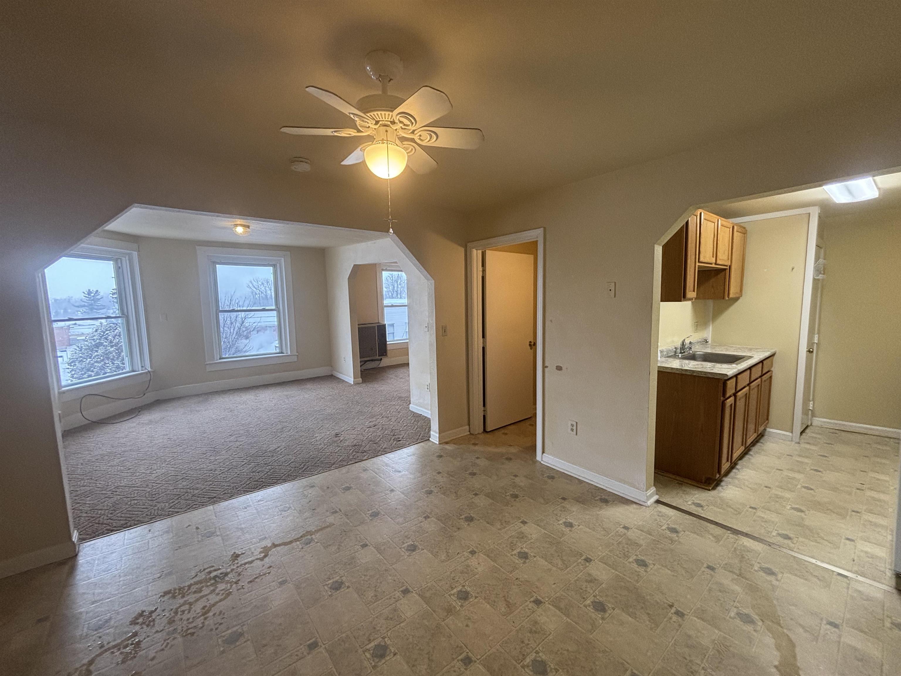 47 Federal Street, Unit 5 St. Albans, VT 05478 - Photo 14 of 17