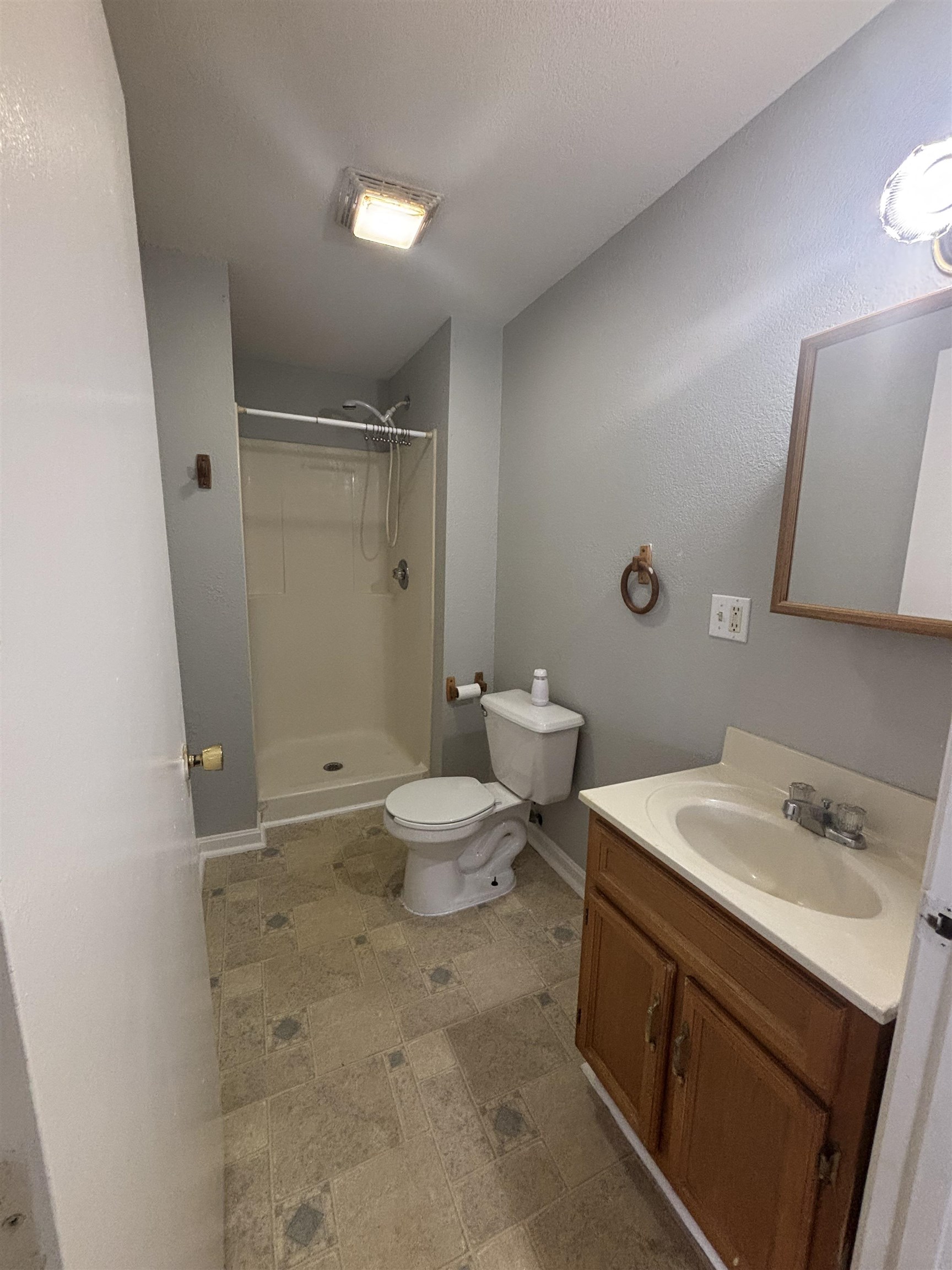 47 Federal Street, Unit 5 St. Albans, VT 05478 - Photo 15 of 17