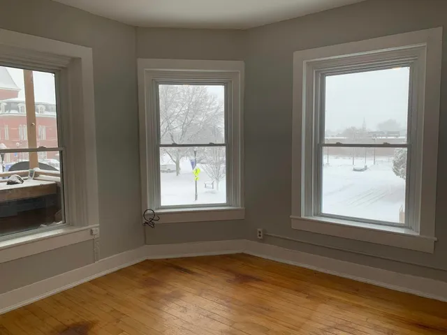 $1,100 | 47 Federal Street, Unit 5, St. Albans, VT 05478