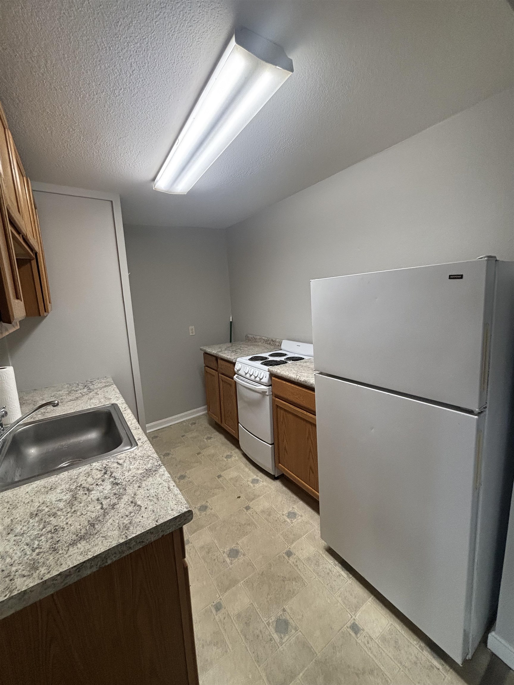 47 Federal Street, Unit 5 St. Albans, VT 05478 - Photo 5 of 17