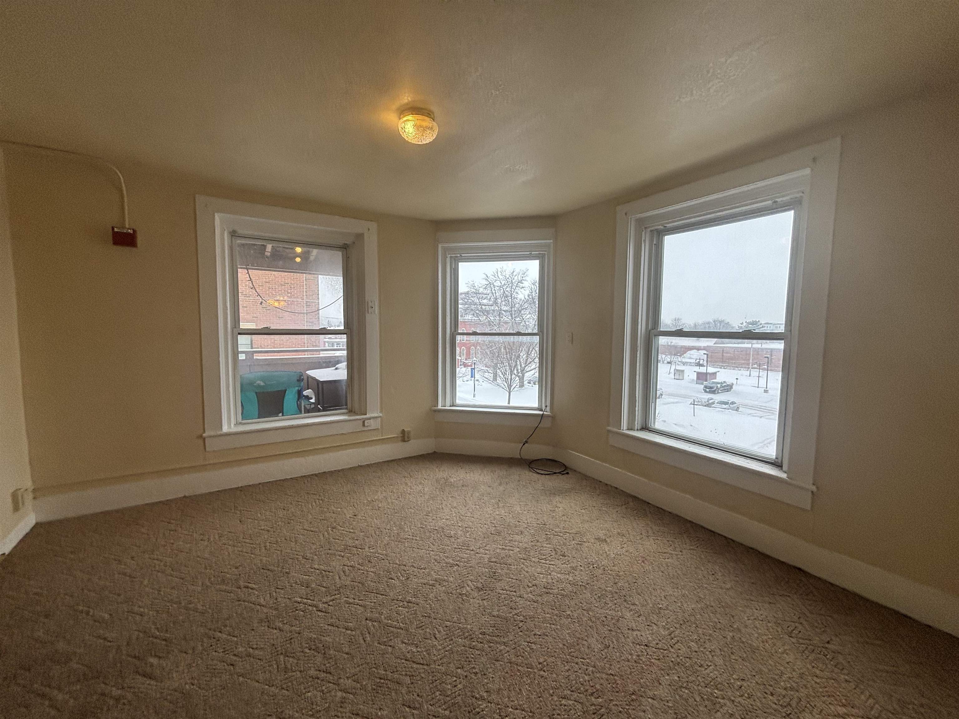 47 Federal Street, Unit 5 St. Albans, VT 05478 - Photo 8 of 17